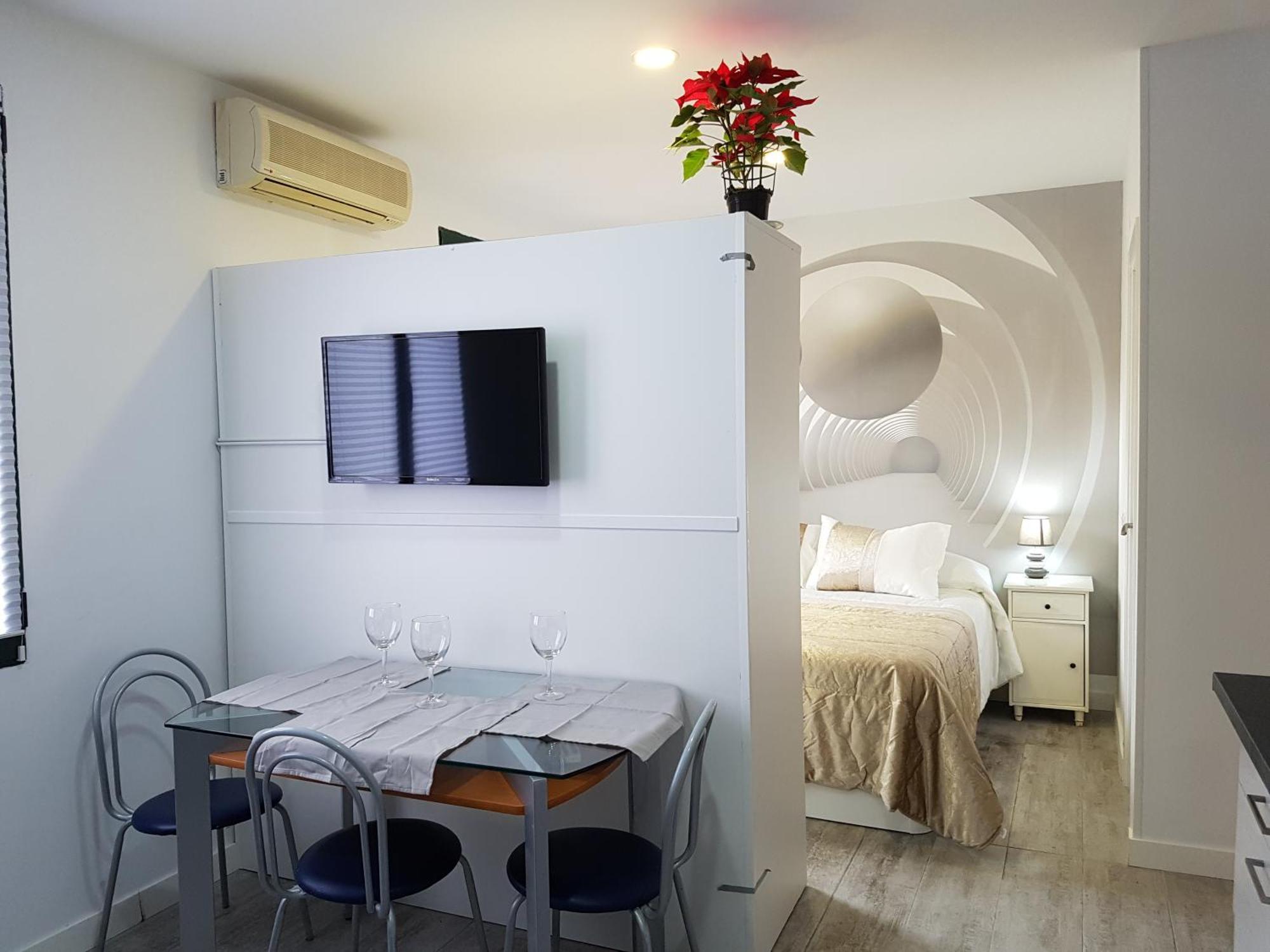 Turisticos Cuenca 3 Aparthotel Madrid Eksteriør bilde