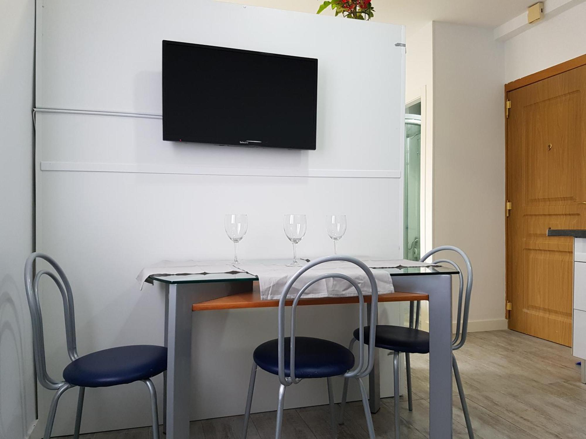 Turisticos Cuenca 3 Aparthotel Madrid Eksteriør bilde