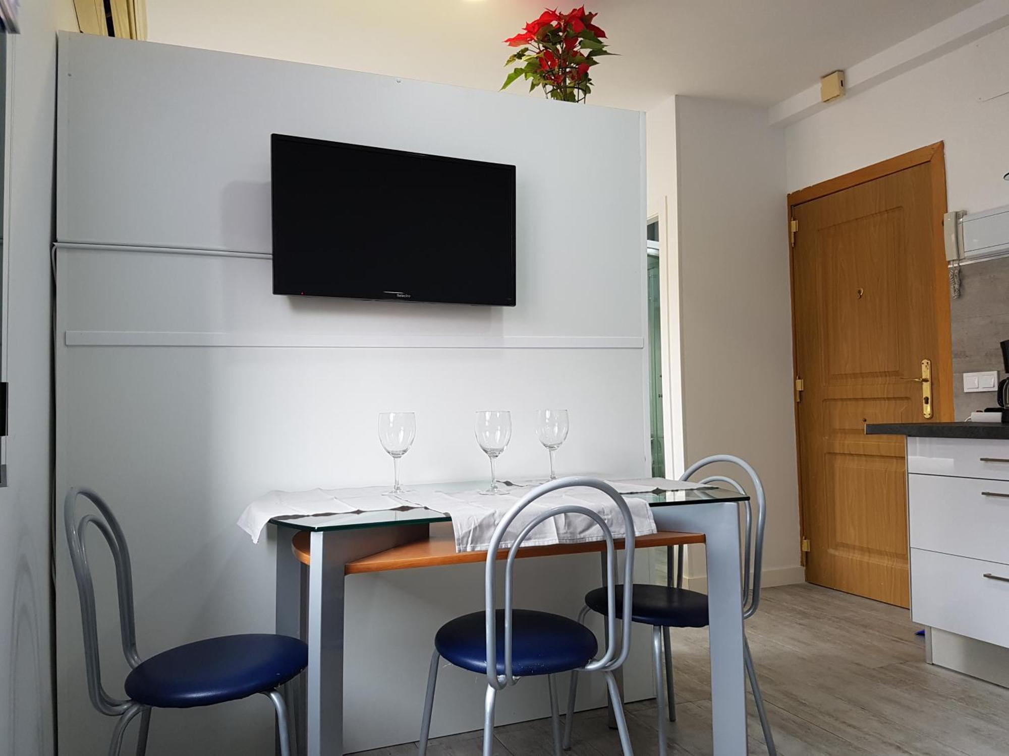Turisticos Cuenca 3 Aparthotel Madrid Eksteriør bilde